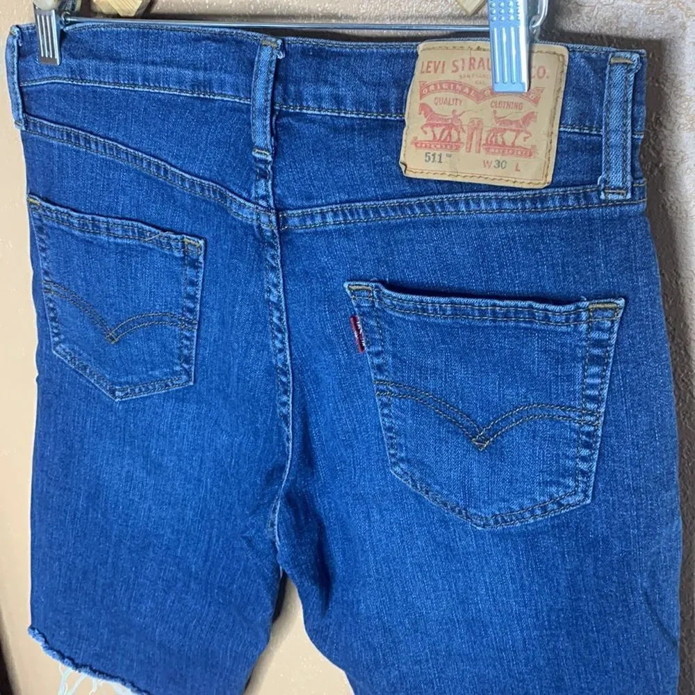 Levi’s 511 Slim Cut Off Shorts Size 30